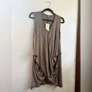 VIGORELLA | BNWT SOY wrap tunic | size small/ medium